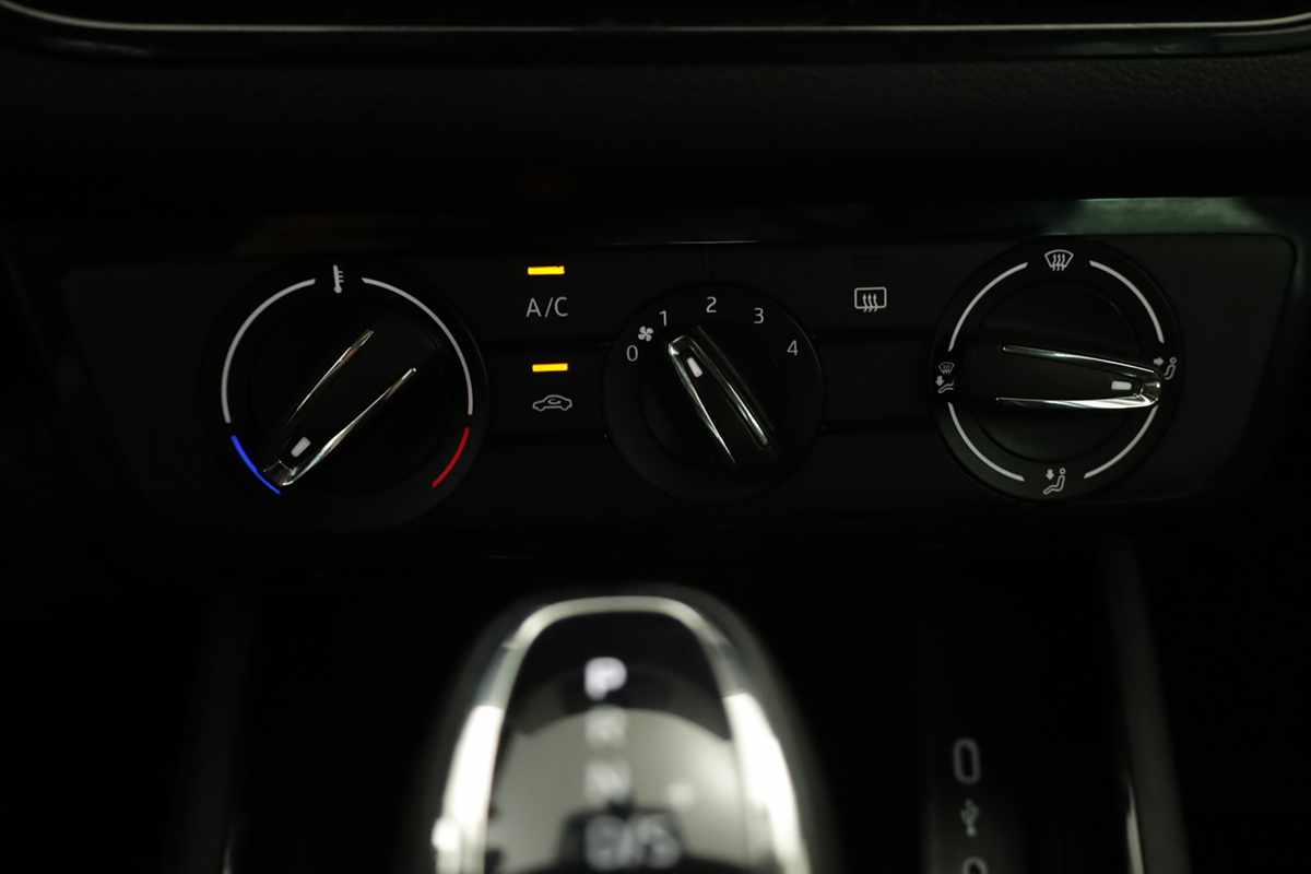 skoda-scala-2025-gasolina-999cc