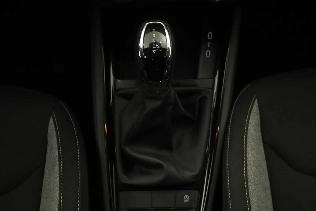 skoda-scala-2025-gasolina-999cc