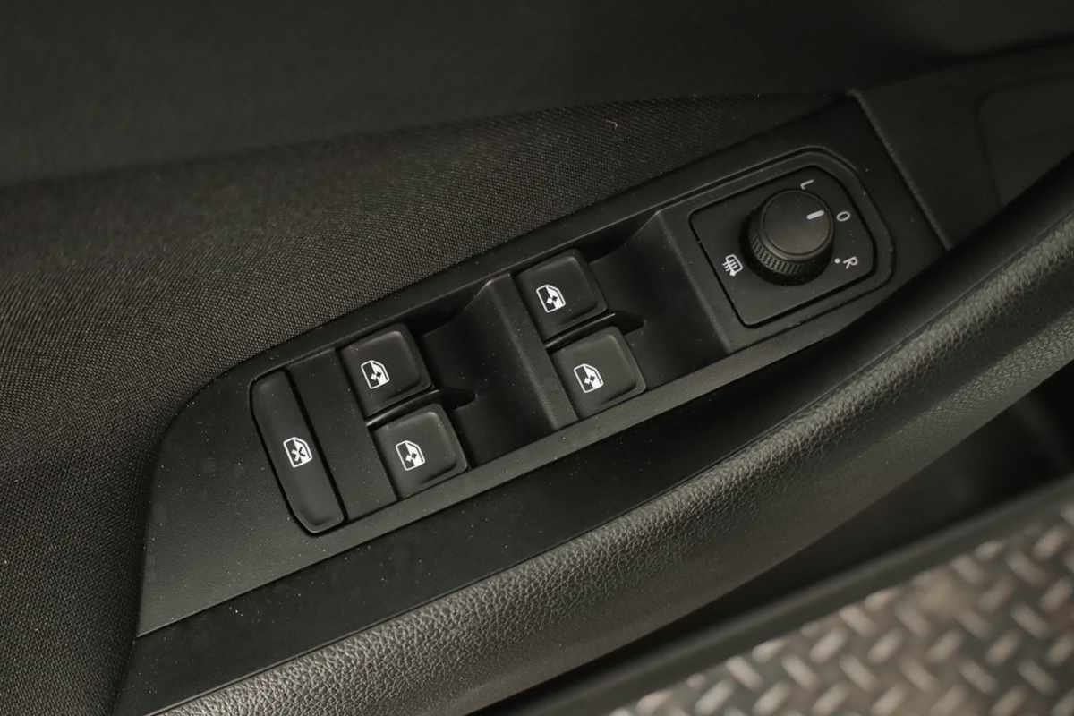 skoda-scala-2025-gasolina-999cc