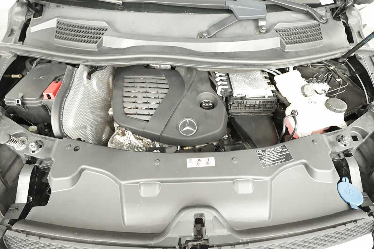 mercedes-benz-classe-v-2020-diesel-1950cc