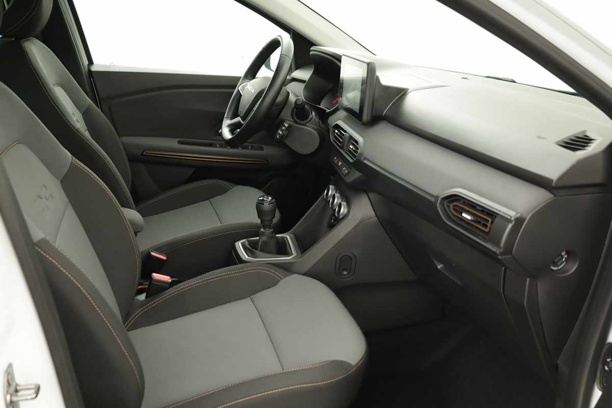 dacia-sandero-2024-gpl-999cc
