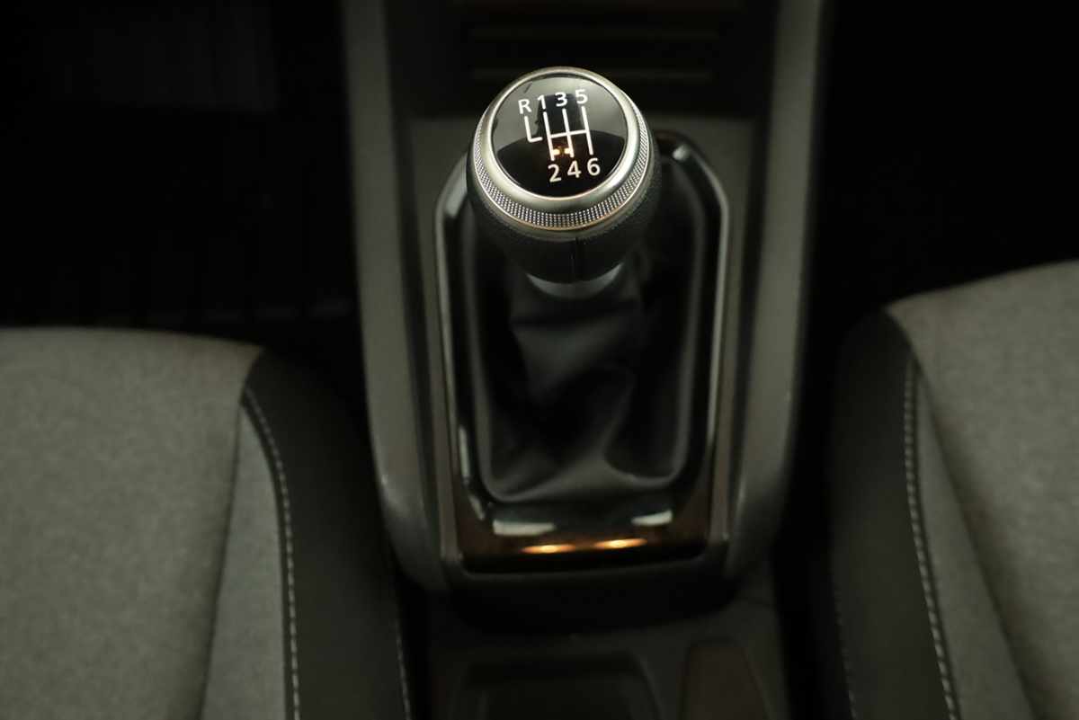renault-clio-2024-gasolina-999cc