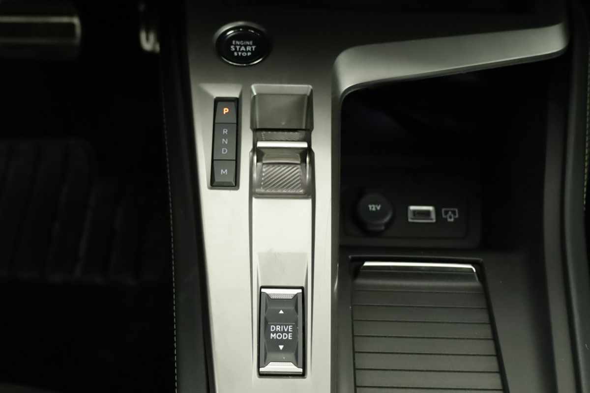peugeot-308-2024-gasolina-1199cc
