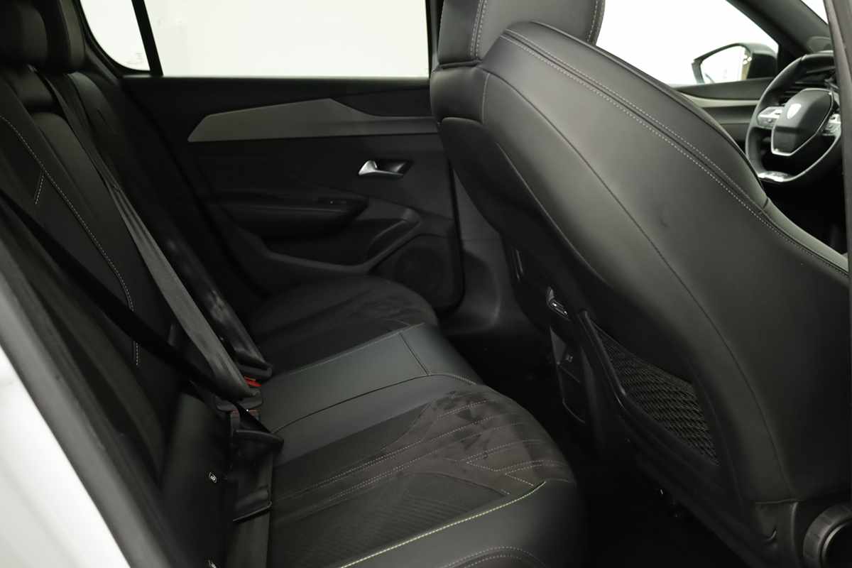peugeot-308-2024-gasolina-1199cc