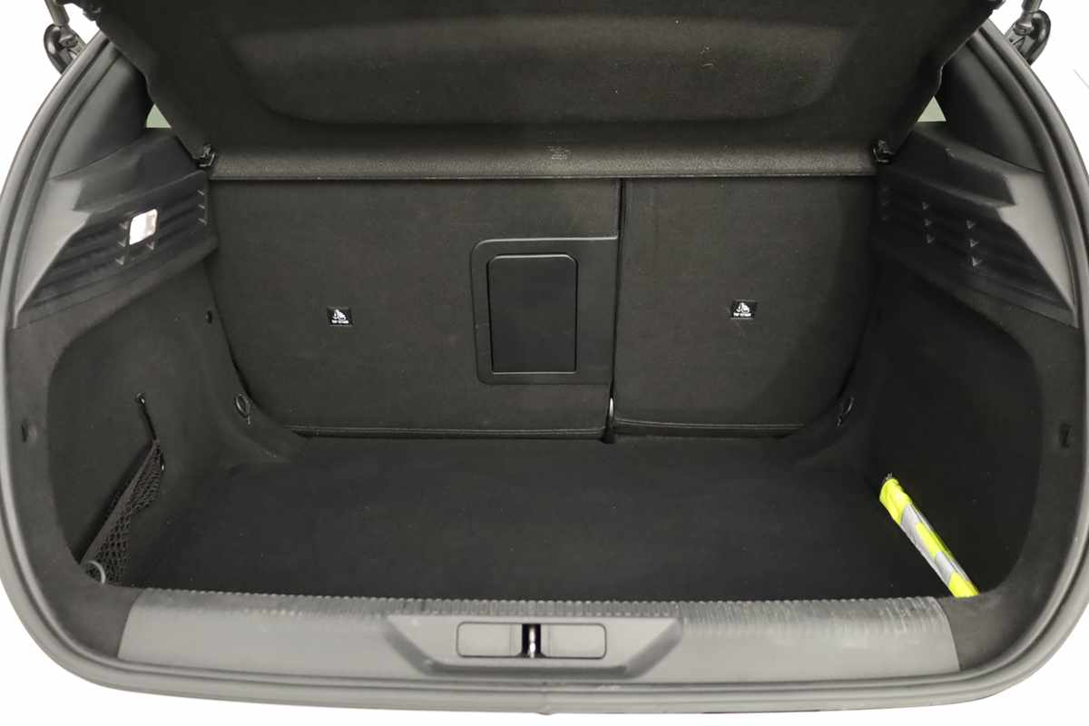 peugeot-308-2024-gasolina-1199cc