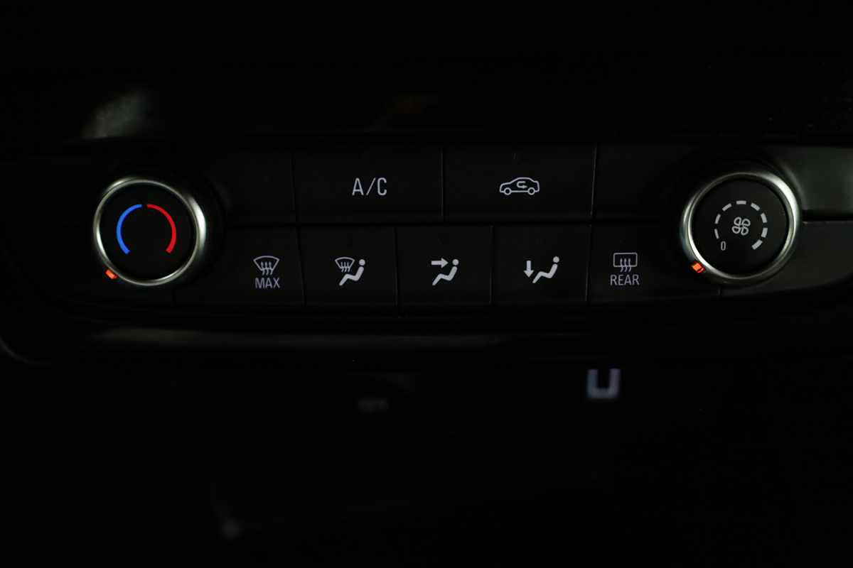 opel-corsa-2025-gasolina-1199cc