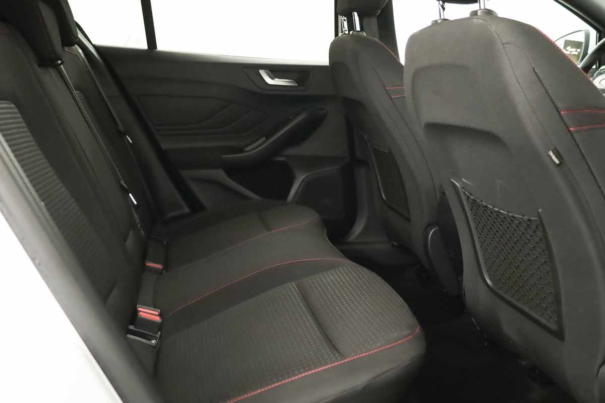 ford-focus-2025-gasolina-998cc