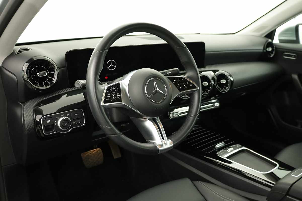 mercedes-benz-classe-a-2025-gasolina-1332cc