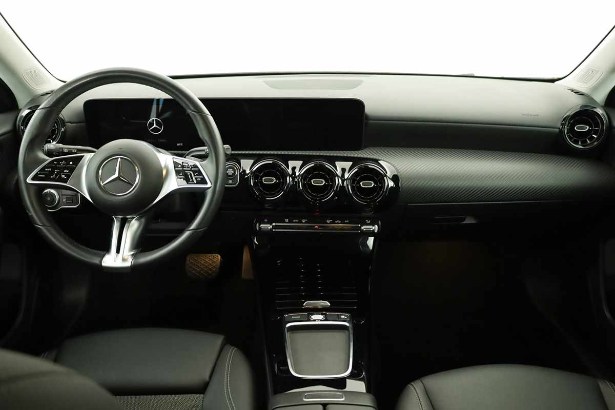 mercedes-benz-classe-a-2025-gasolina-1332cc