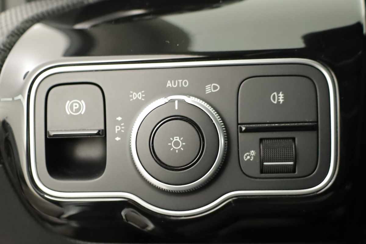 mercedes-benz-classe-a-2025-gasolina-1332cc
