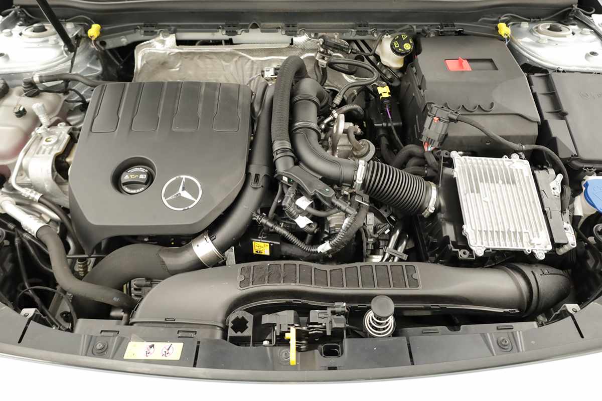 mercedes-benz-classe-a-2025-gasolina-1332cc