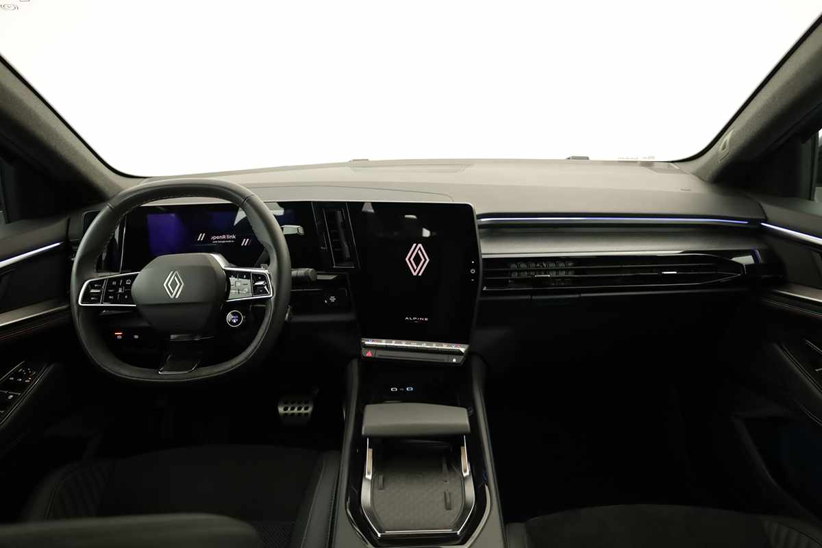 renault-rafale-2025-hibrido-a-gasolina-1199cc