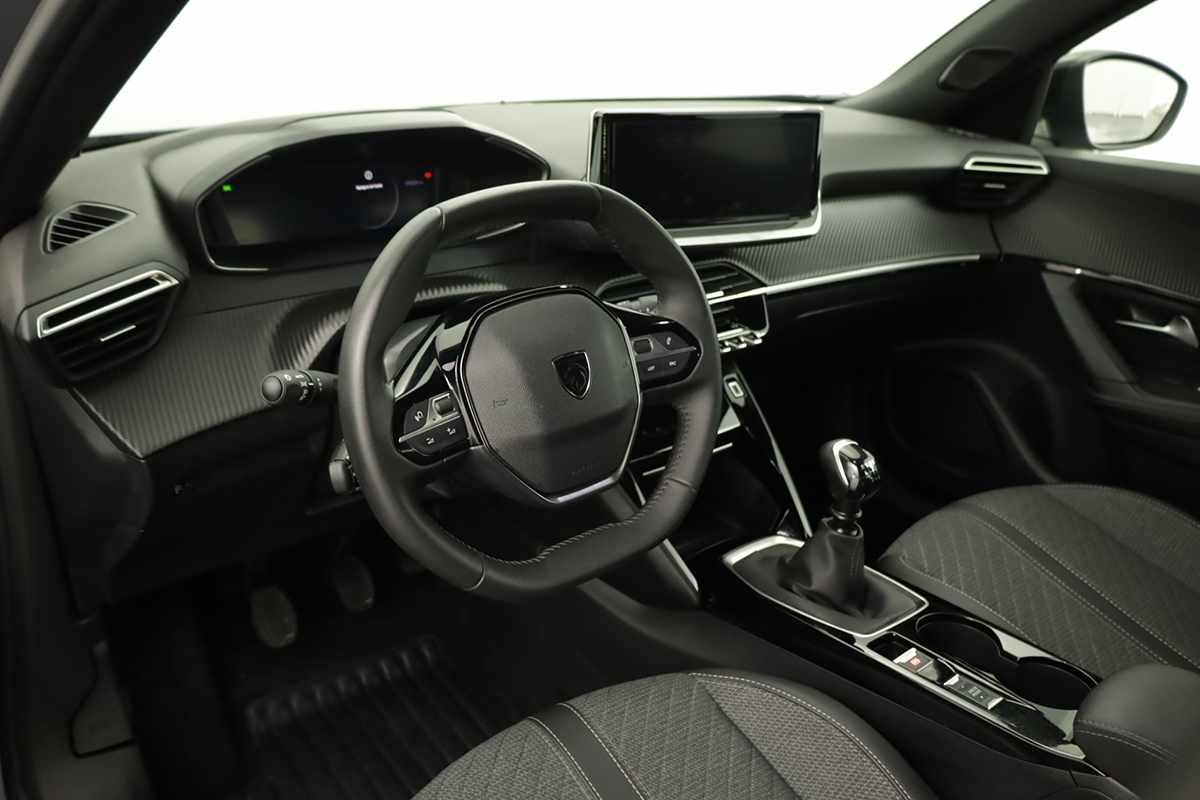 peugeot-2008-2025-gasolina-1199cc