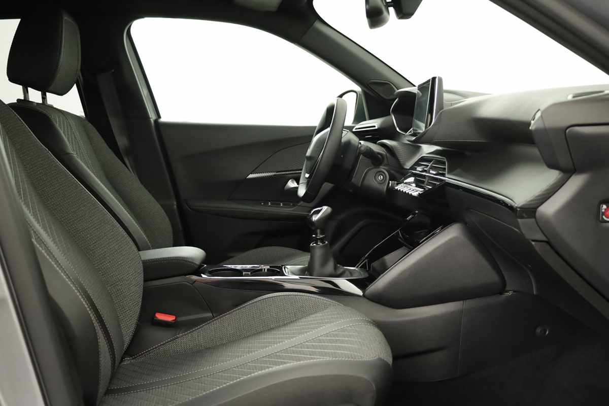 peugeot-2008-2025-gasolina-1199cc