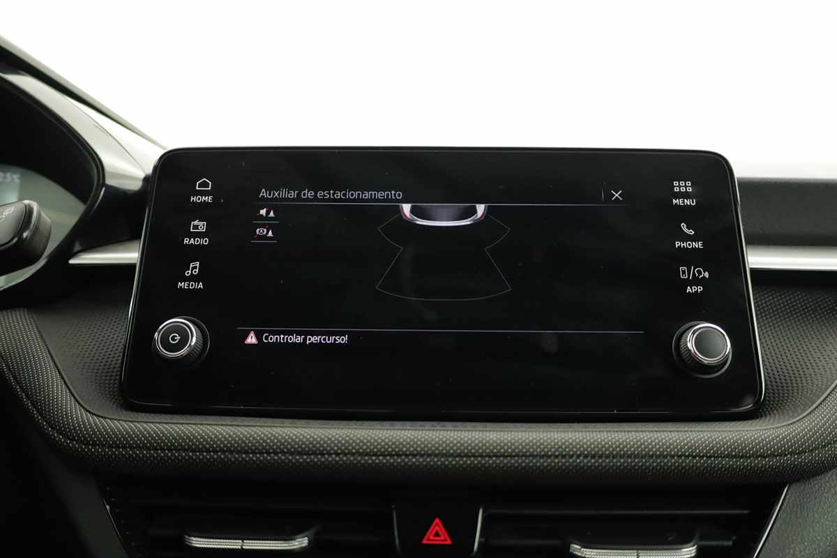 skoda-fabia-2025-gasolina-999cc