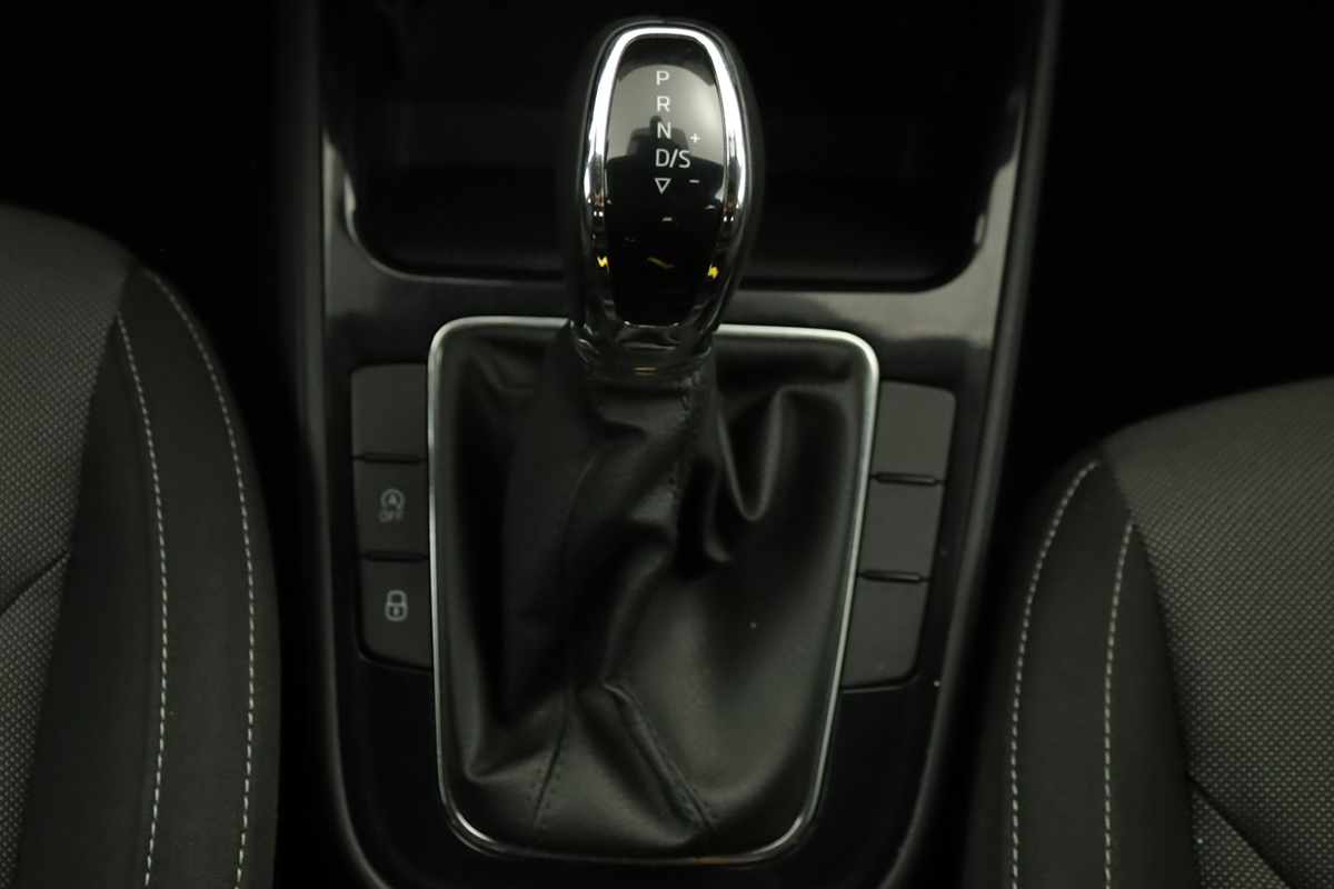 skoda-fabia-2025-gasolina-999cc