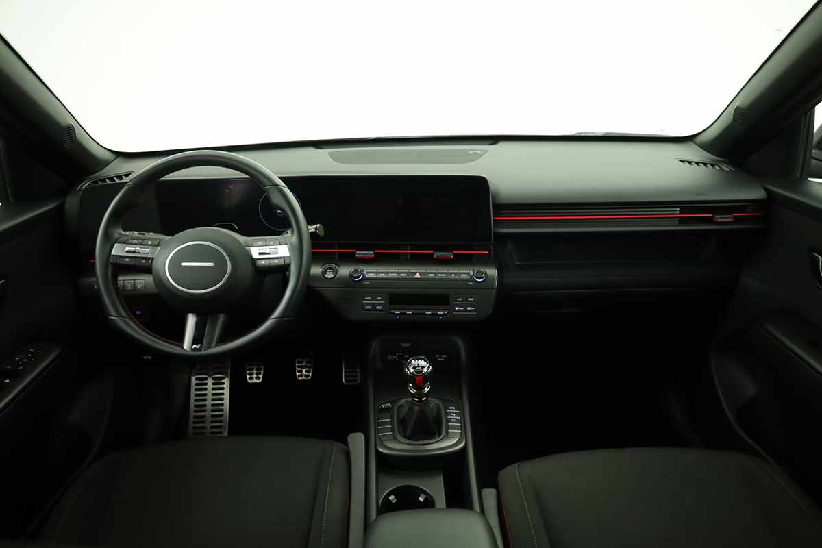 hyundai-kauai-2024-gasolina-998cc