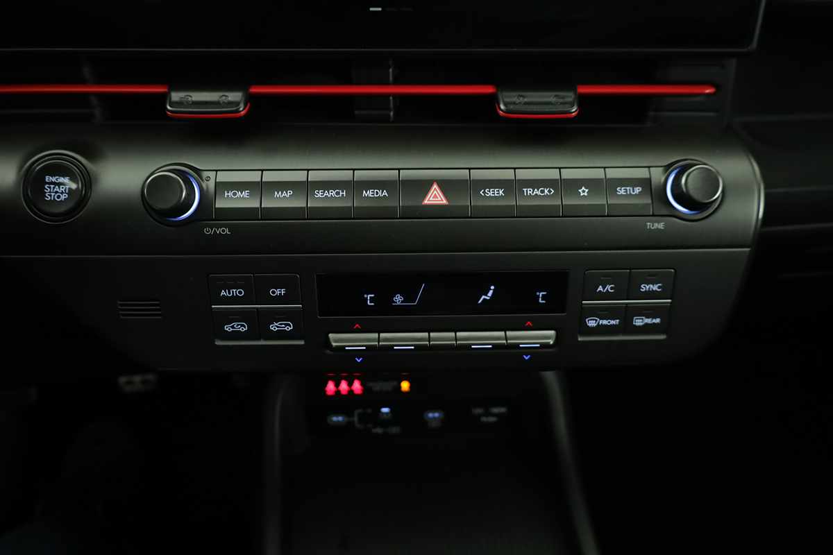 hyundai-kauai-2024-gasolina-998cc