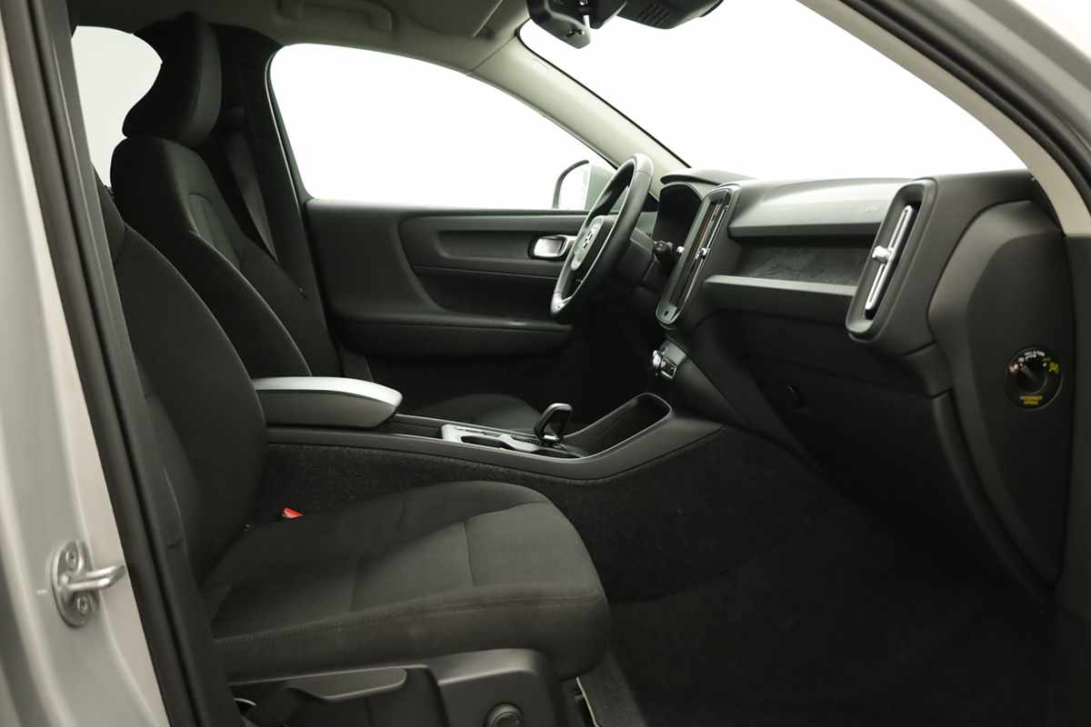 volvo-xc40-2025-gasolina-1969cc