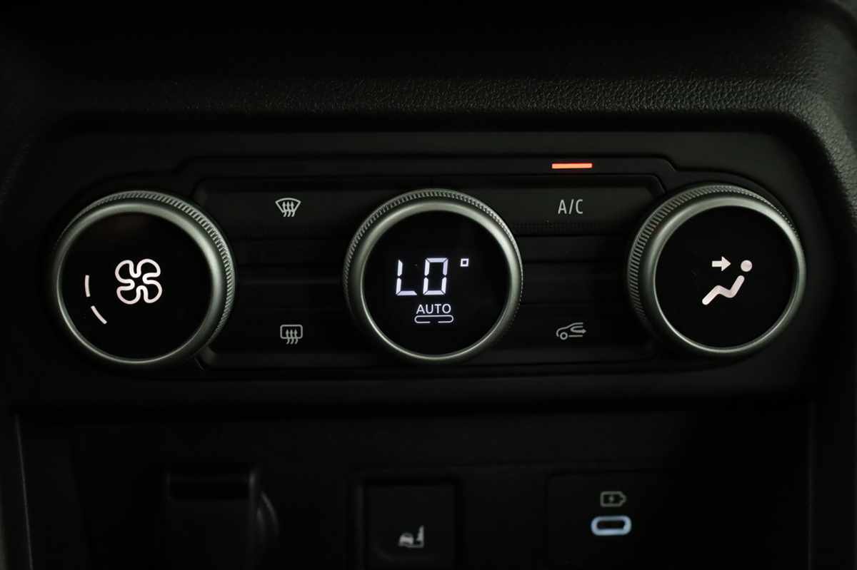 dacia-sandero-2025-gpl-999cc