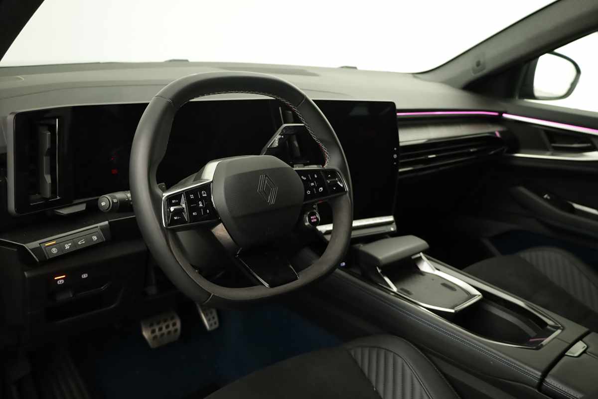 renault-rafale-2025-hibrido-a-gasolina-1199cc