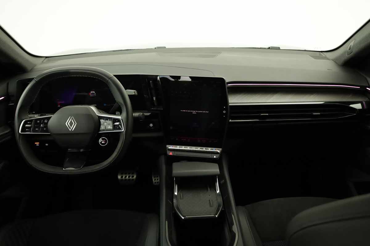 renault-rafale-2025-hibrido-a-gasolina-1199cc