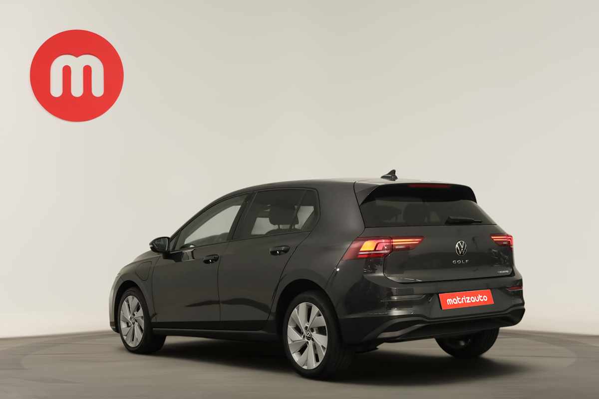 volkswagen-golf-2025-hibrido-a-gasolina-1498cc