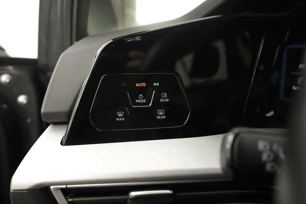 volkswagen-golf-2025-hibrido-a-gasolina-1498cc