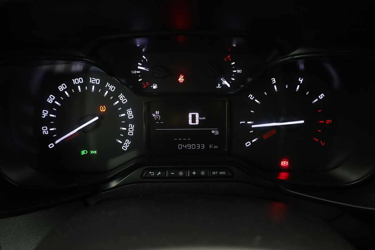 citroen-berlingo-2024-diesel-1499cc