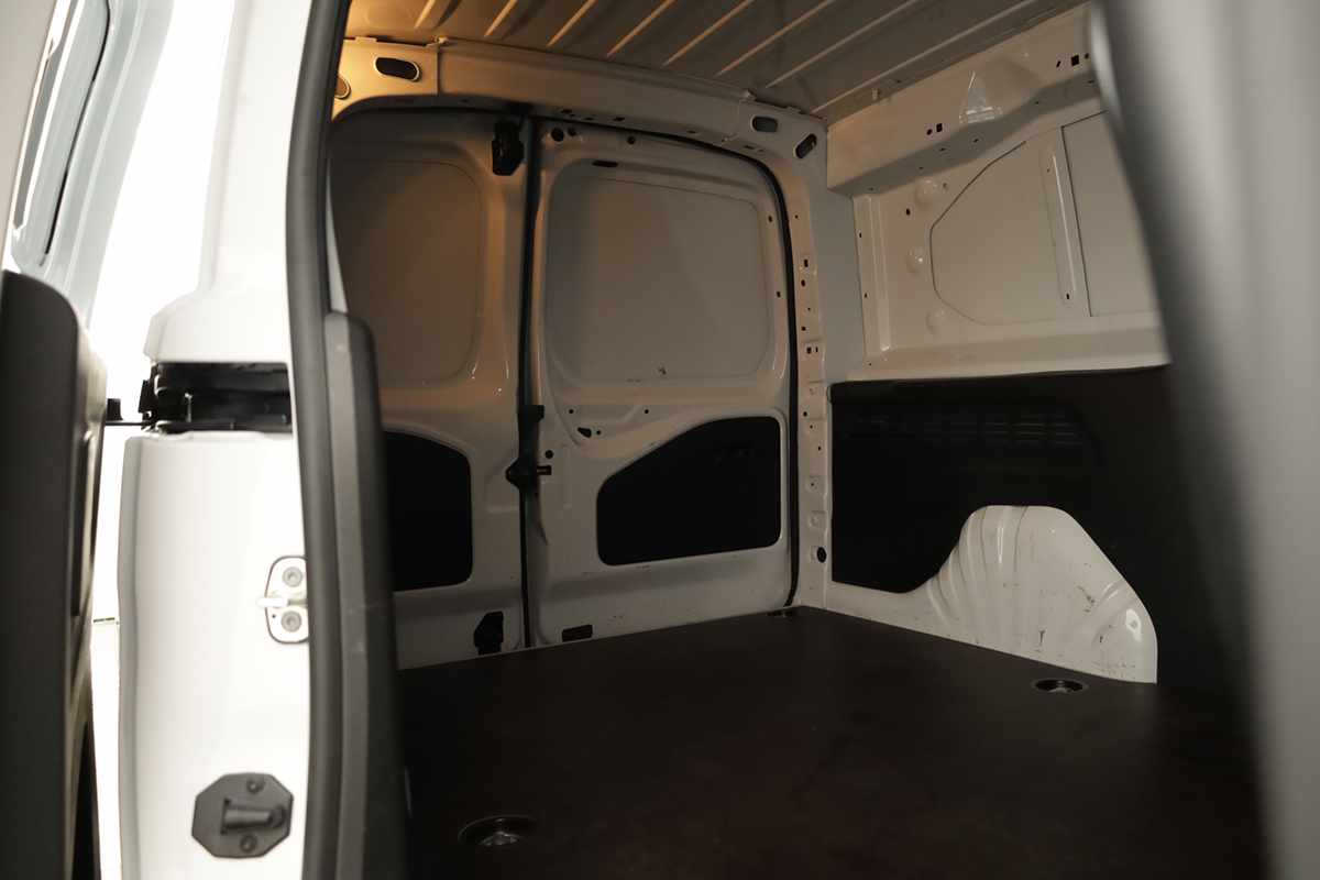 citroen-berlingo-2024-diesel-1499cc