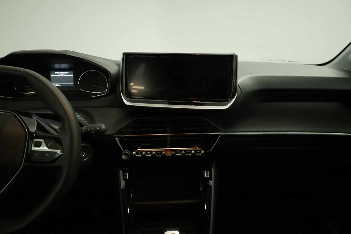 peugeot-208-2025-gasolina-1199cc