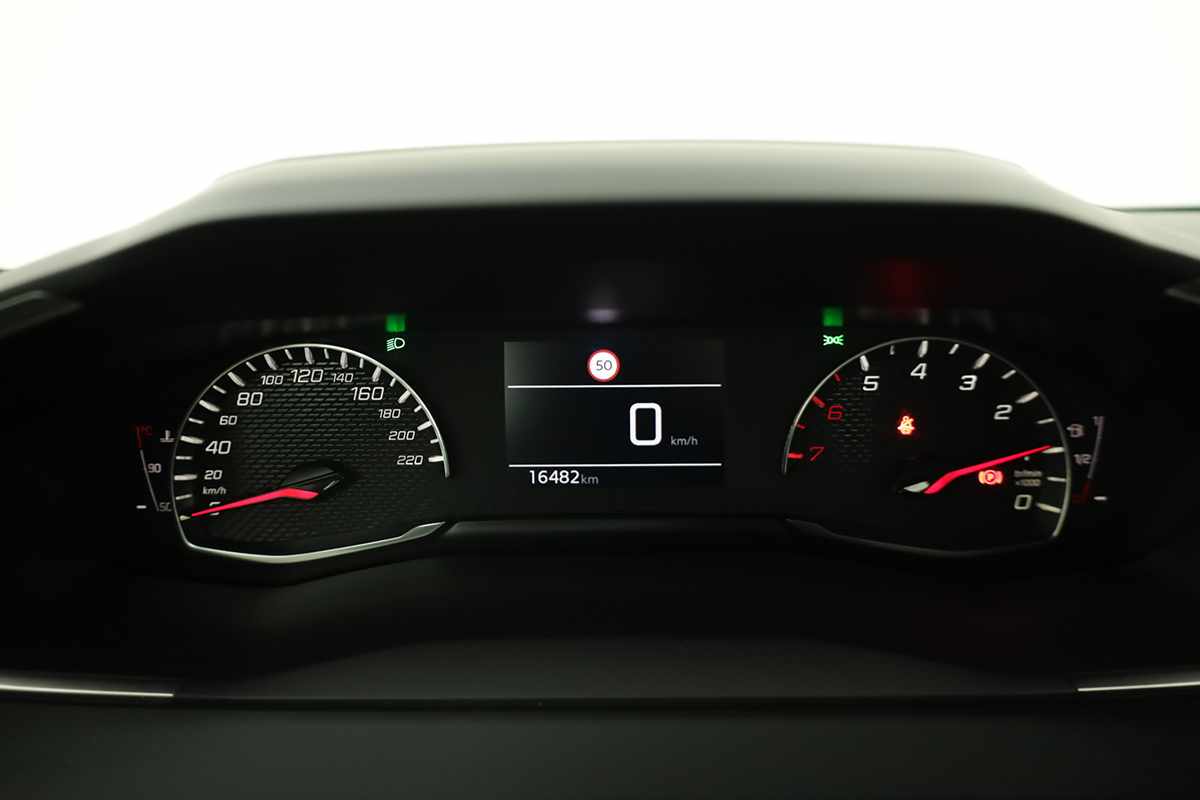 peugeot-208-2025-gasolina-1199cc