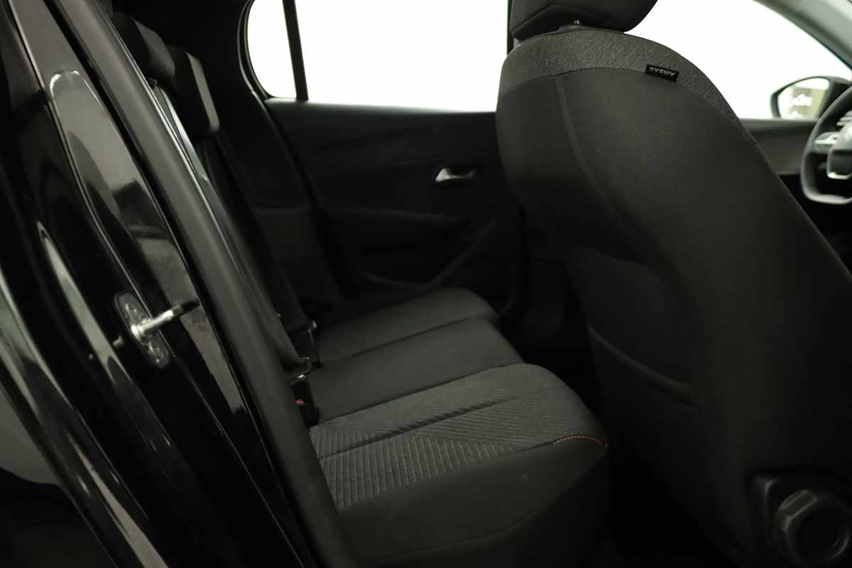 peugeot-208-2025-gasolina-1199cc