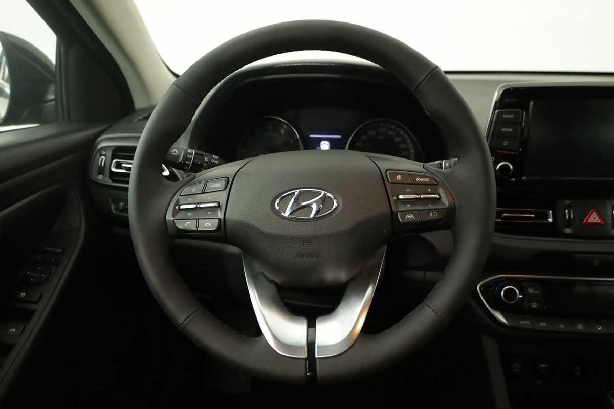 hyundai-i30-sw-2024-gasolina-998cc
