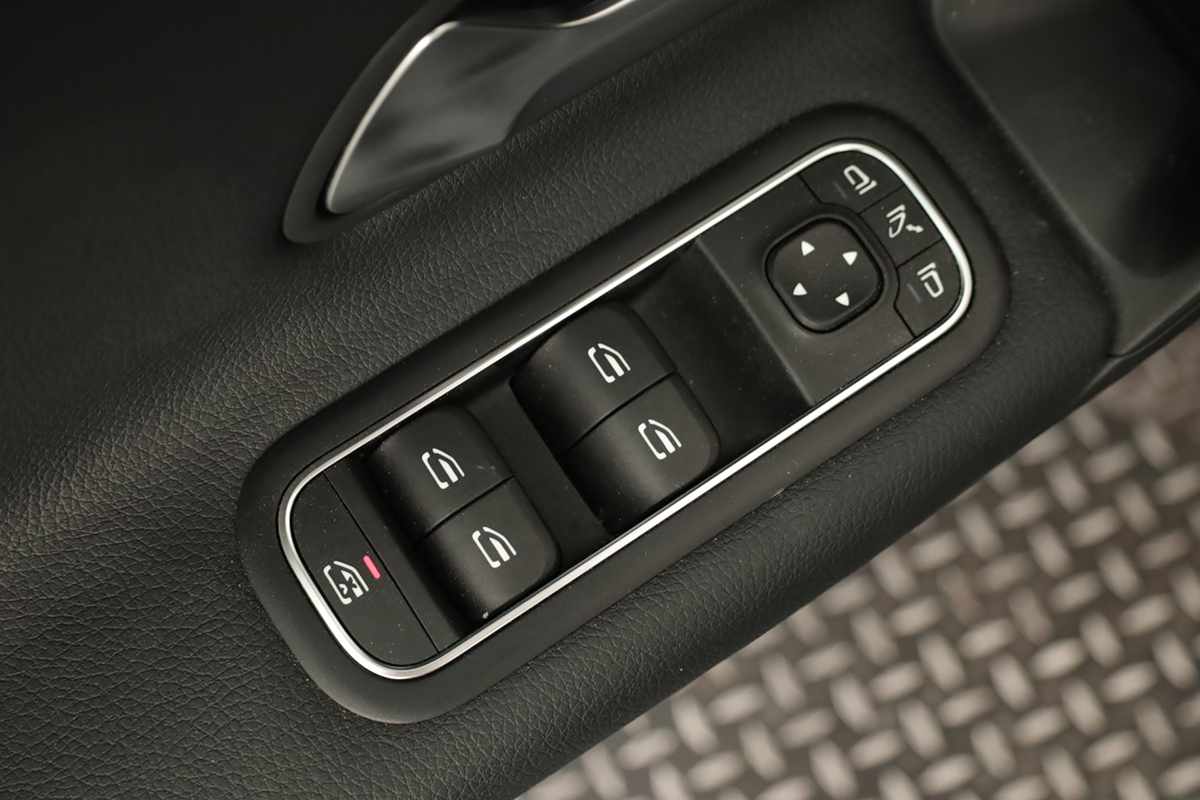 mercedes-benz-classe-a-2025-gasolina-1332cc