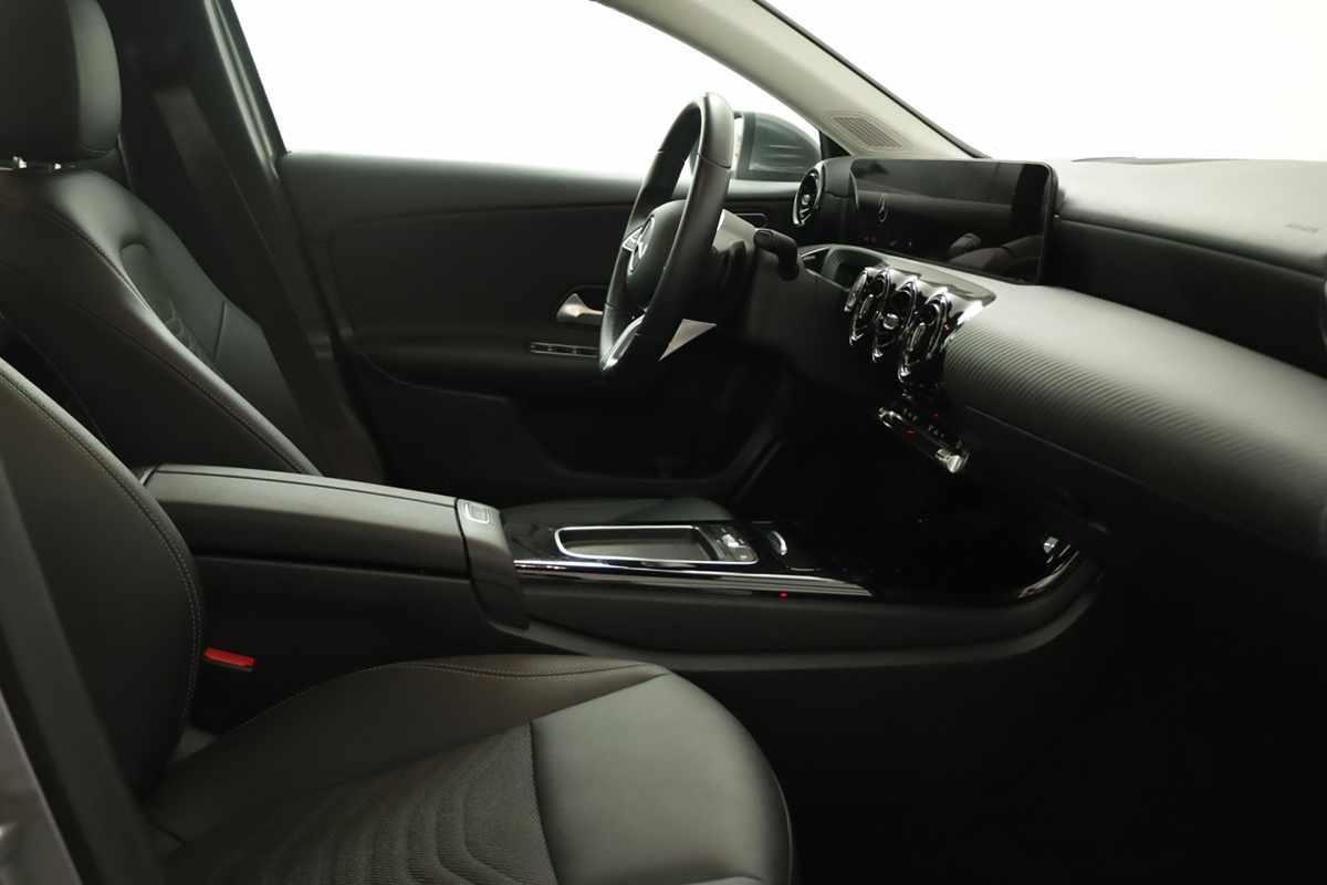 mercedes-benz-classe-a-2025-gasolina-1332cc