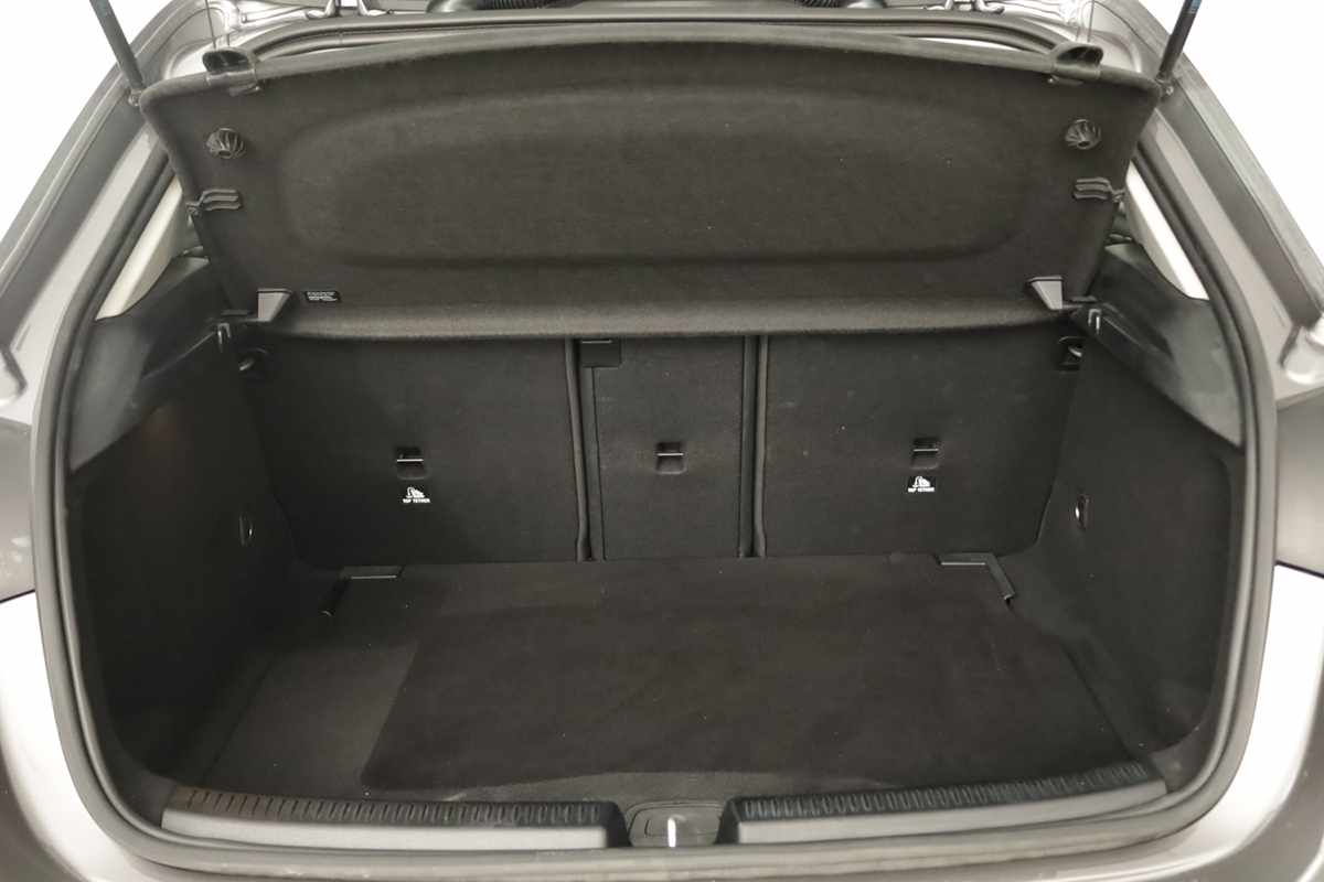 mercedes-benz-classe-a-2025-gasolina-1332cc