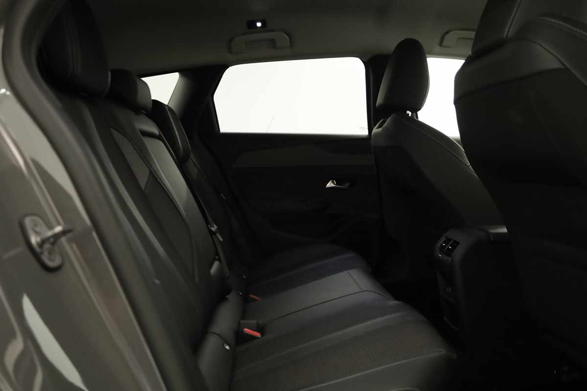 peugeot-308-sw-2024-gasolina-1199cc