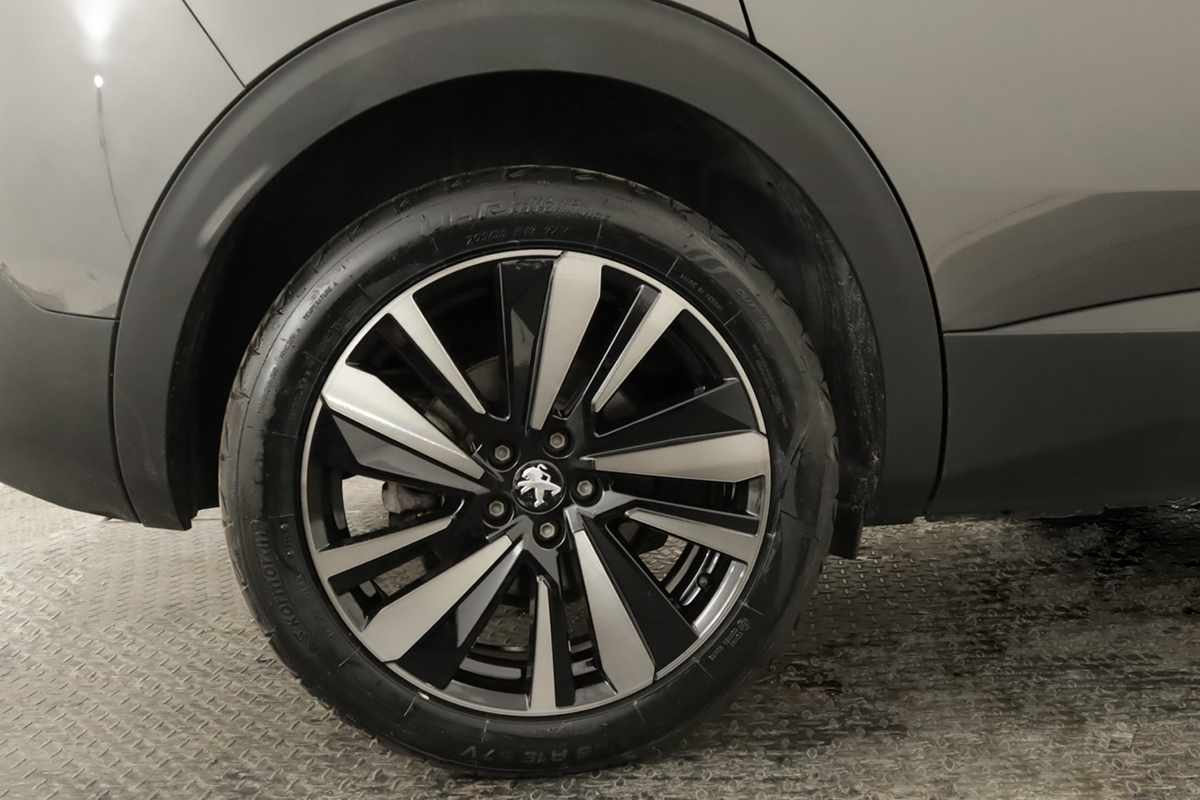 peugeot-3008-2024-gasolina-1199cc