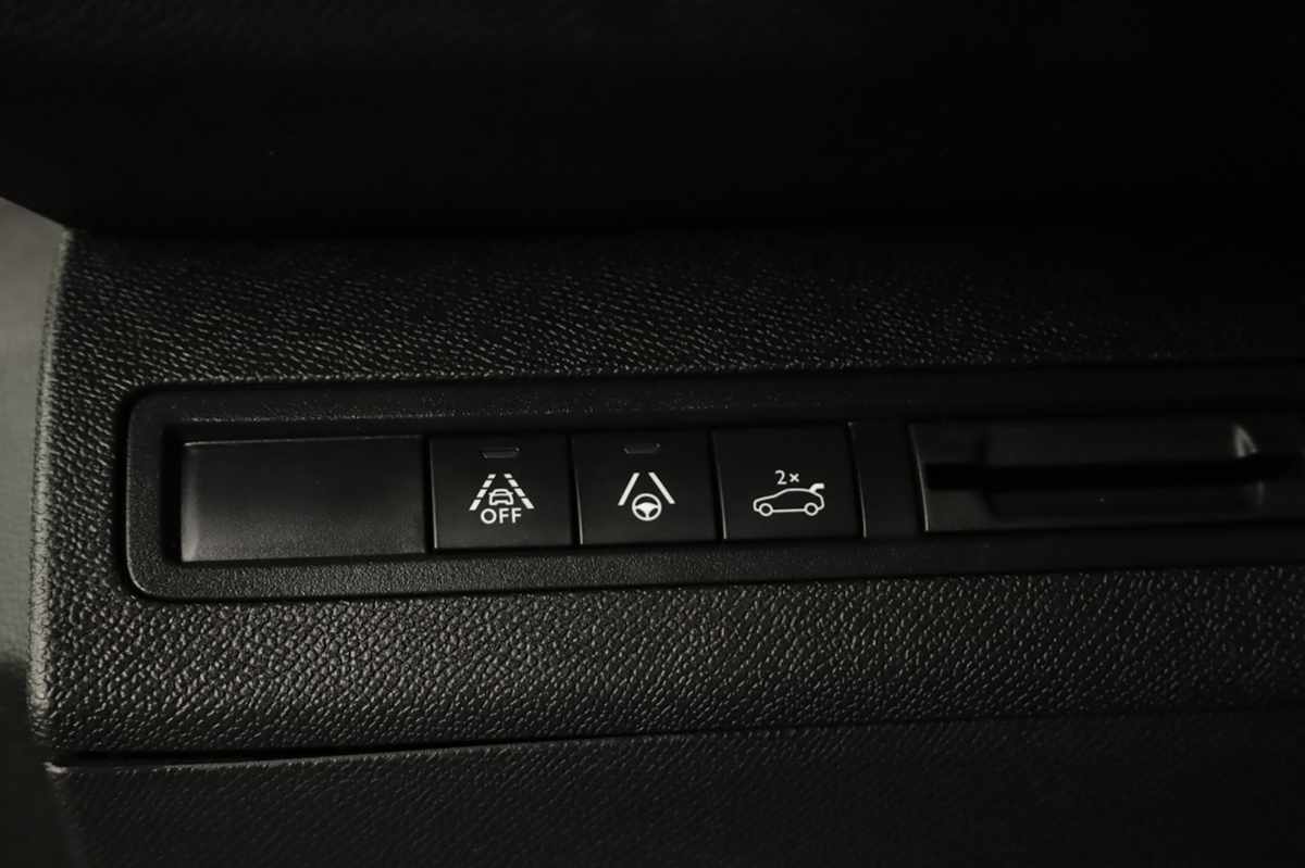 peugeot-3008-2024-gasolina-1199cc