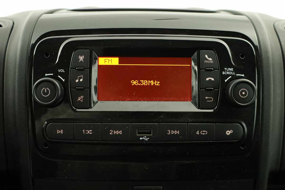peugeot-boxer-2024-diesel-2184cc