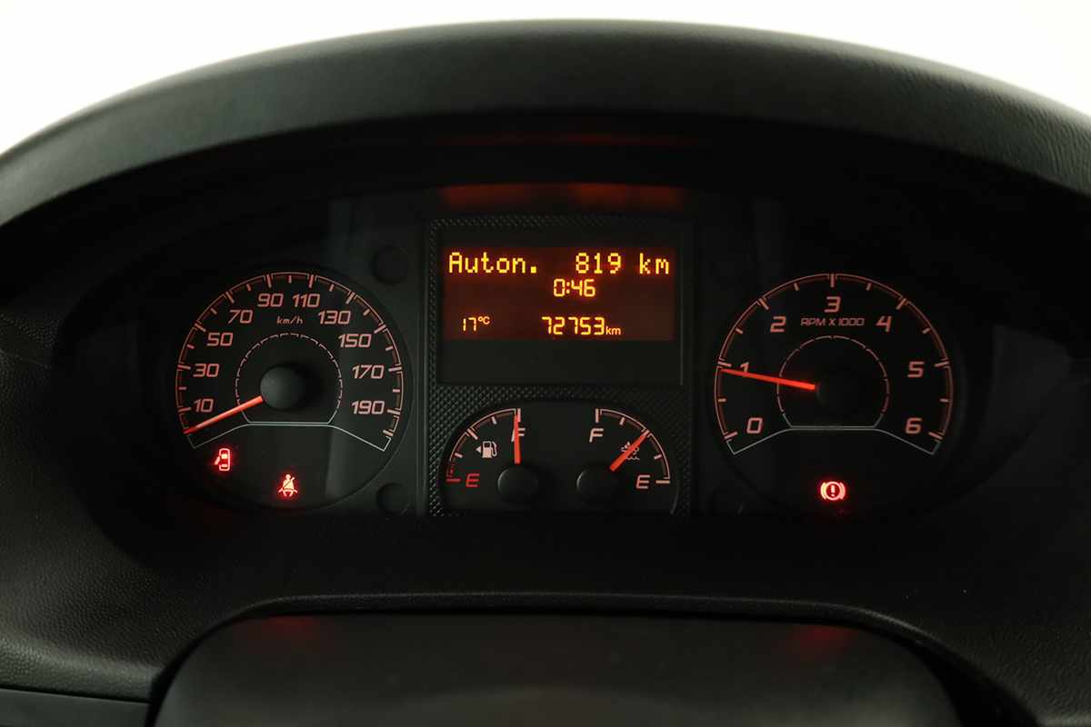 peugeot-boxer-2024-diesel-2184cc