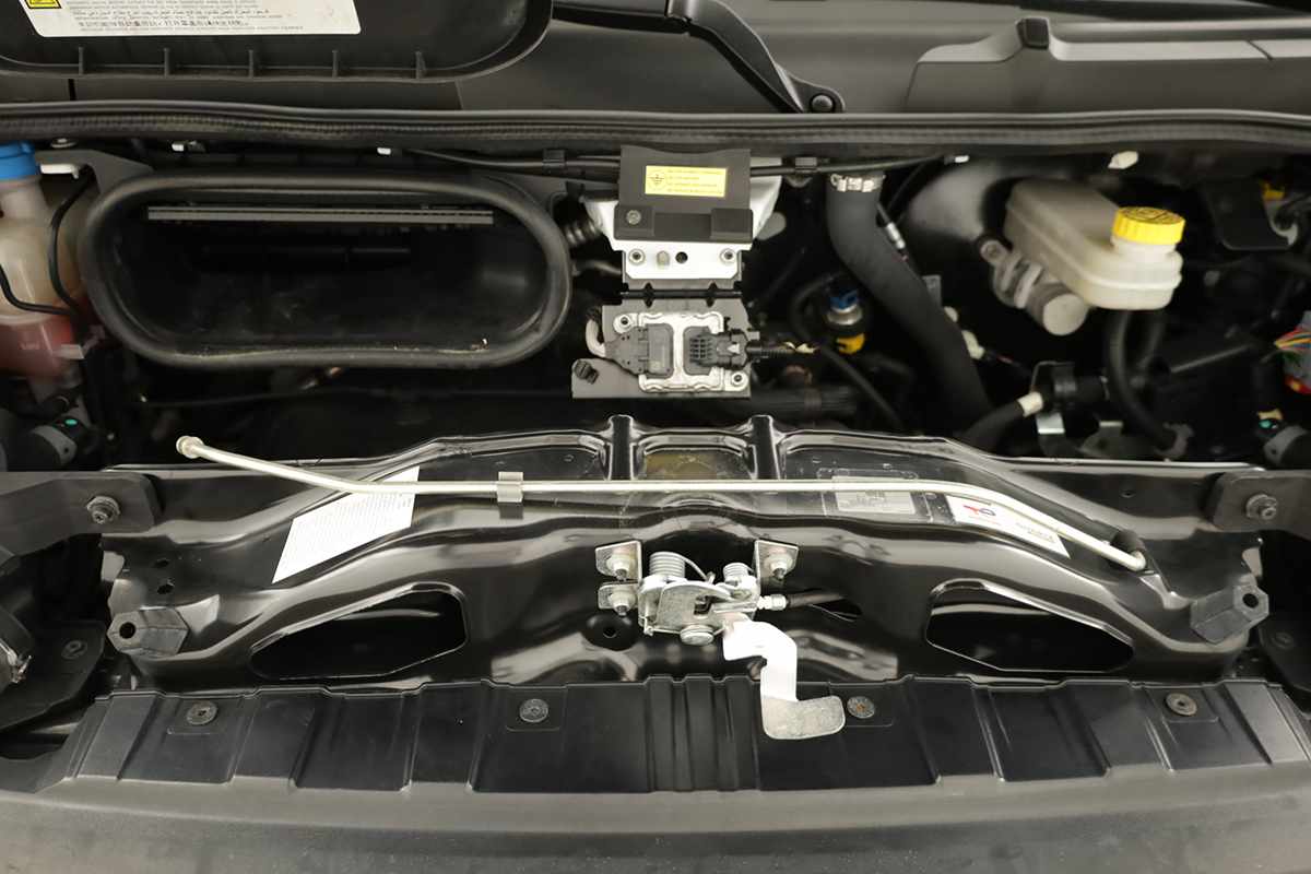 peugeot-boxer-2024-diesel-2184cc