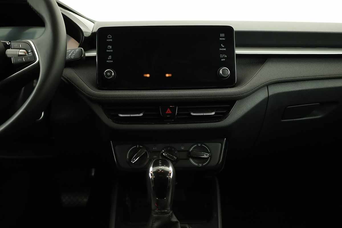 skoda-fabia-2025-gasolina-999cc