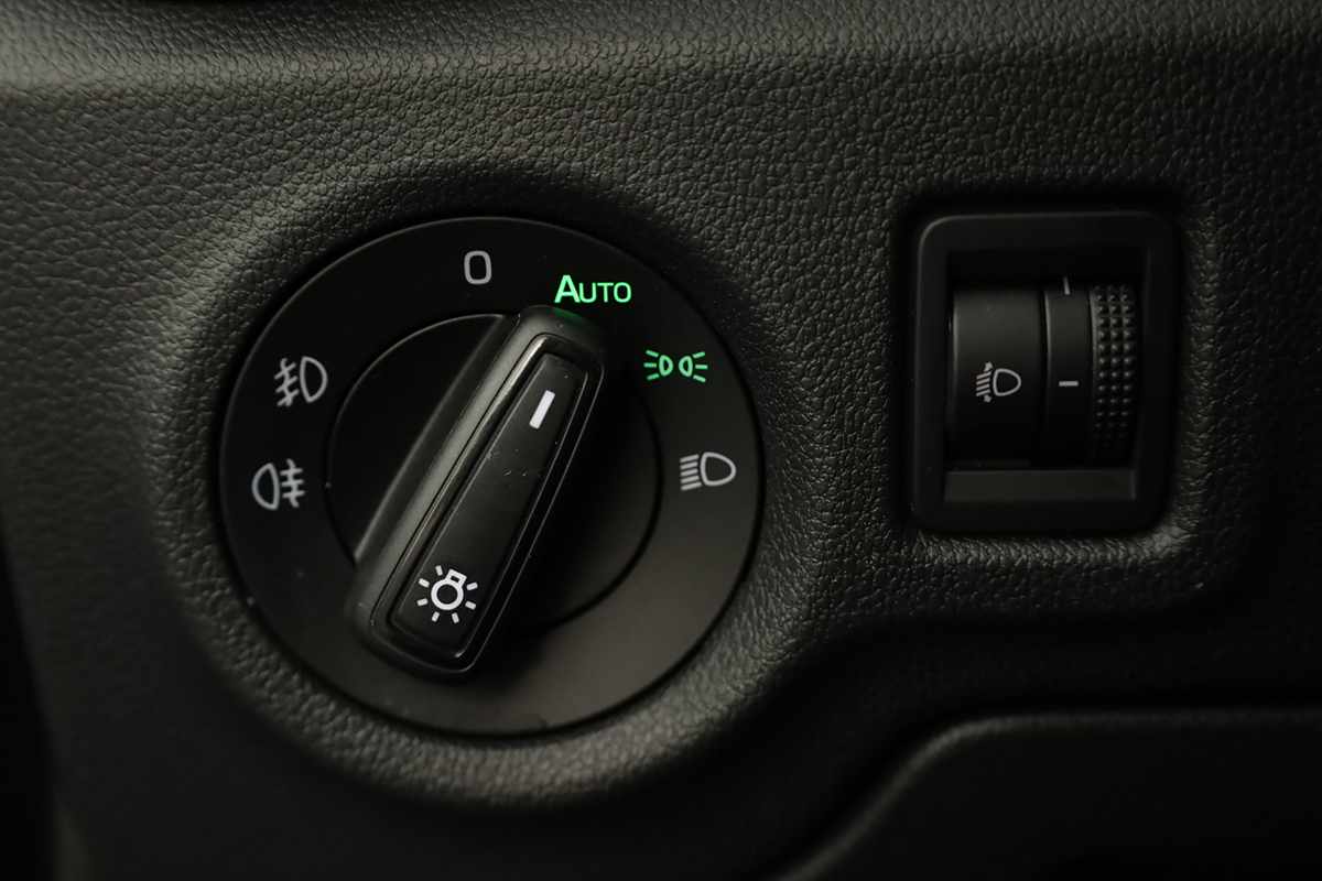skoda-fabia-2025-gasolina-999cc