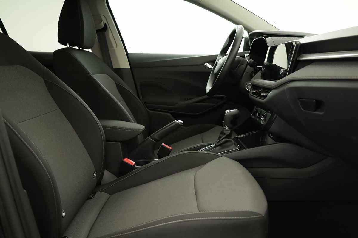 skoda-fabia-2025-gasolina-999cc