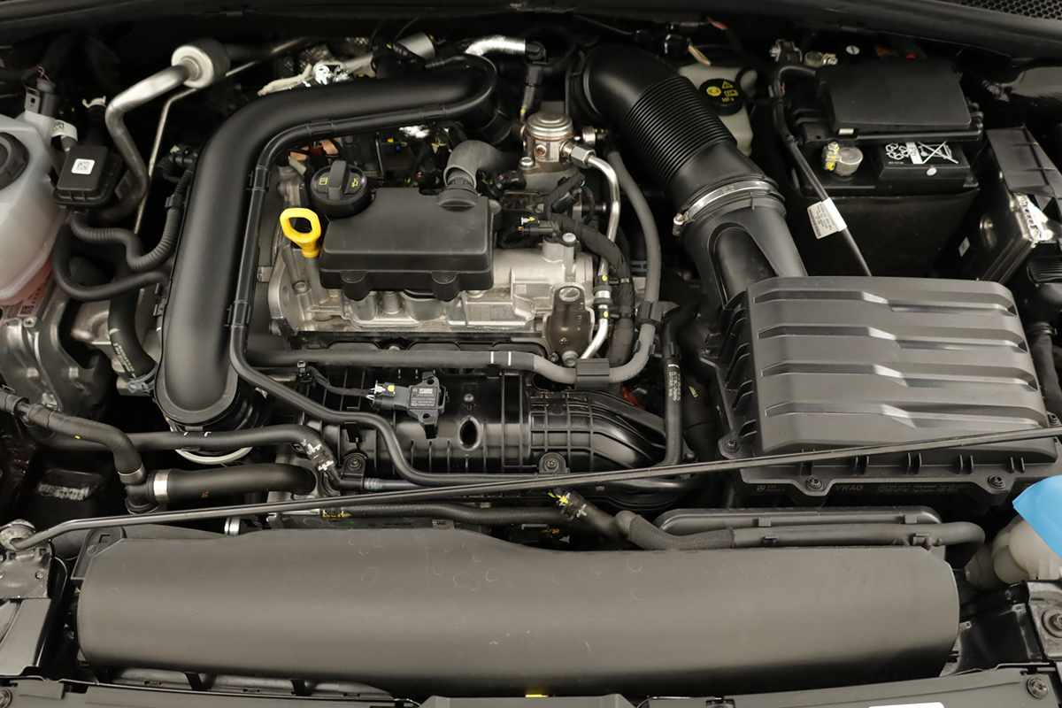 skoda-fabia-2025-gasolina-999cc