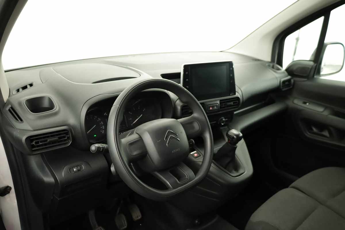 citroen-berlingo-2024-diesel-1499cc