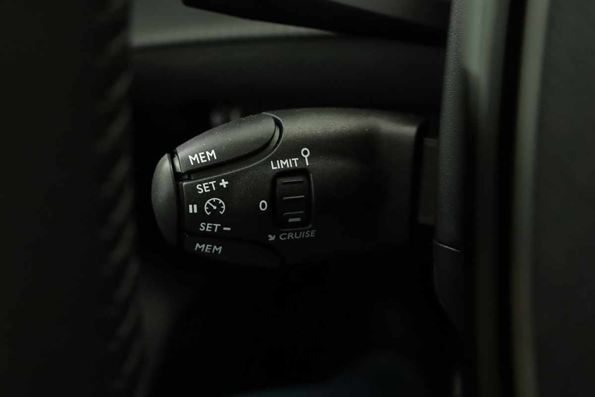 peugeot-208-2026-gasolina-1199cc