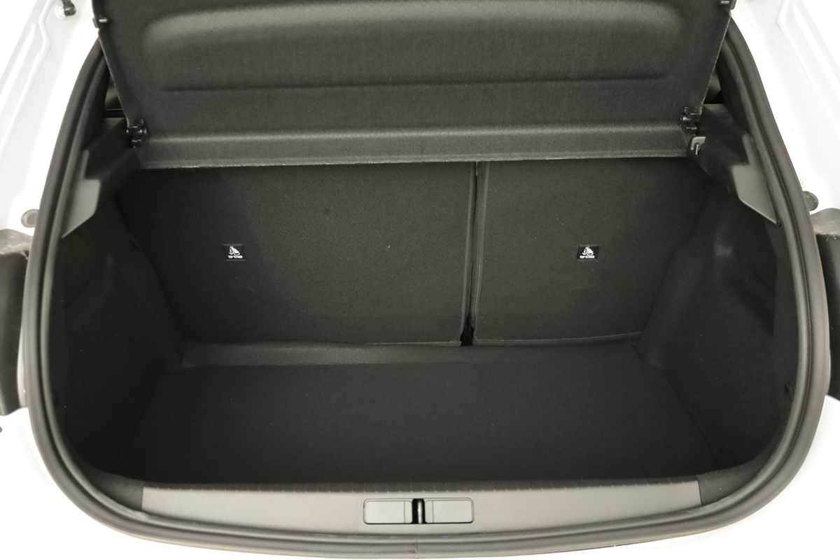 peugeot-208-2026-gasolina-1199cc
